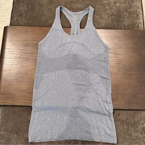 Lululemon Swiftly Tech Gray Racerback Tank Top size 6